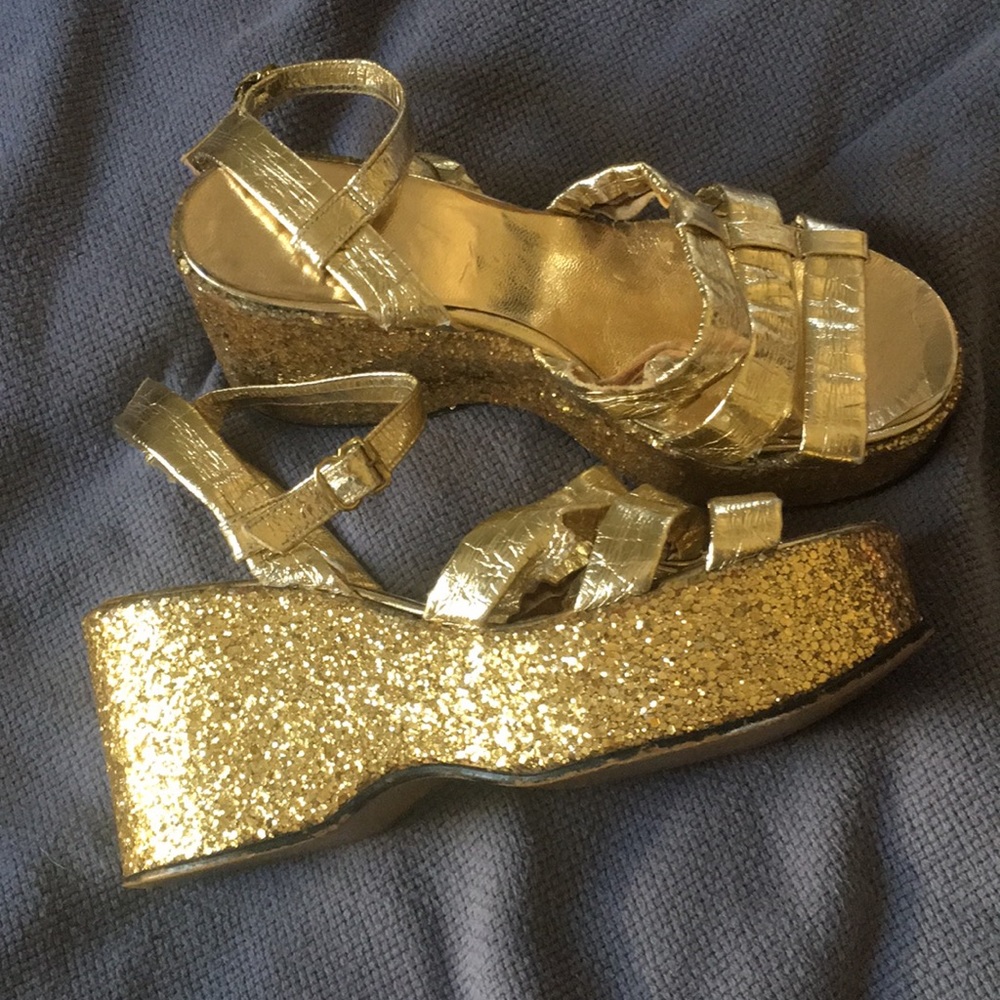 SOLD 1970s Groovy Authentic Disco Platforms GOLD